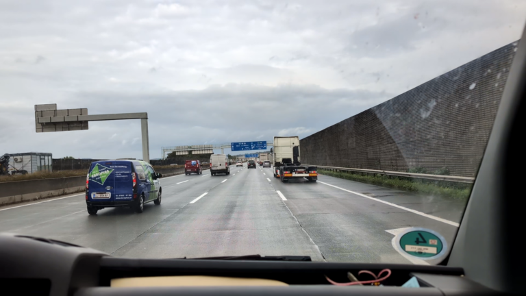 Générosité autrichienne (France – Roumanie en Autostop, Jour 11-14)